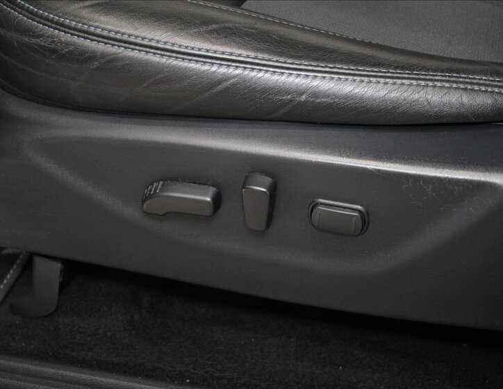 Nissan Navara Pick-up 2,3 l 140 kw