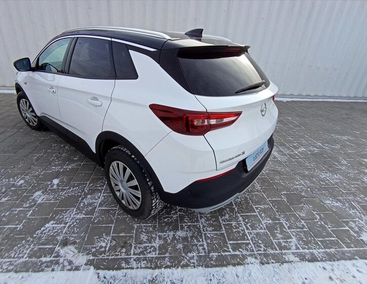 Opel Grandland Ostatní 2,0 l 130 kw