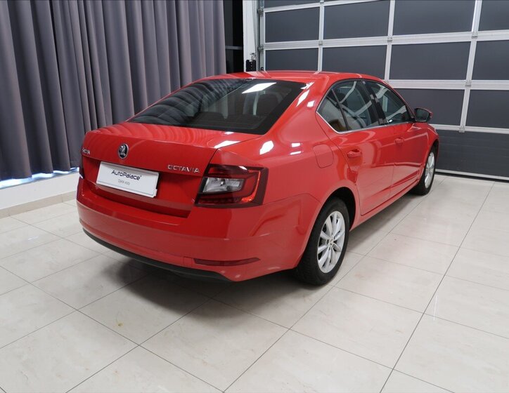 Škoda Octavia Liftback 1,6 l 85 kw