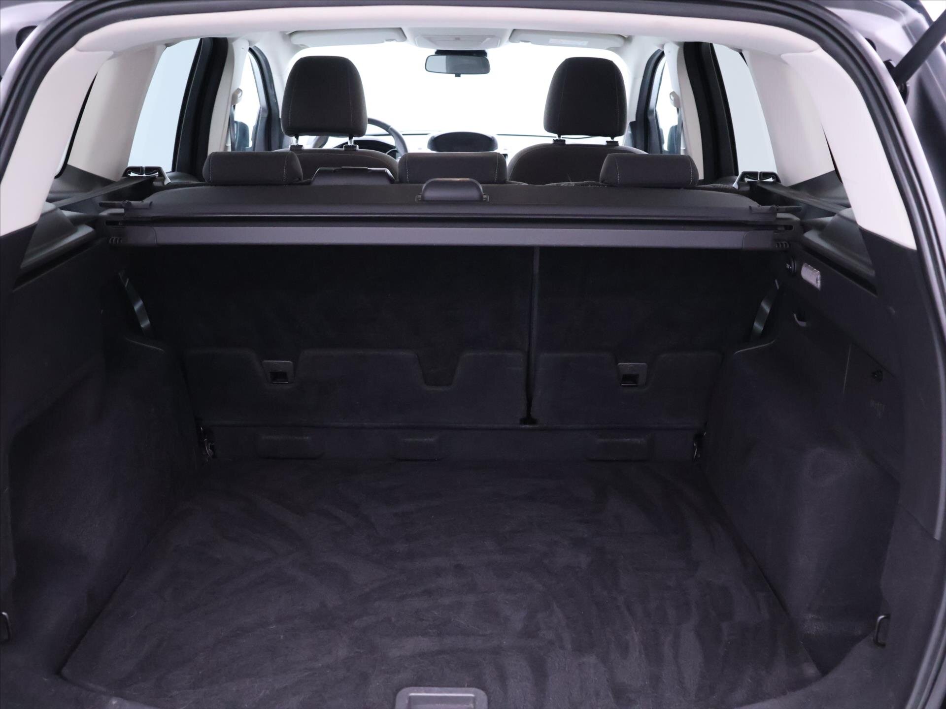 Ford Kuga SUV / Terénní 1,5 l 110 kw