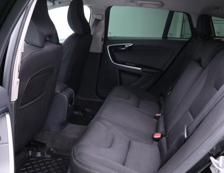 Volvo V60 Kombi 2,0 l 110 kw