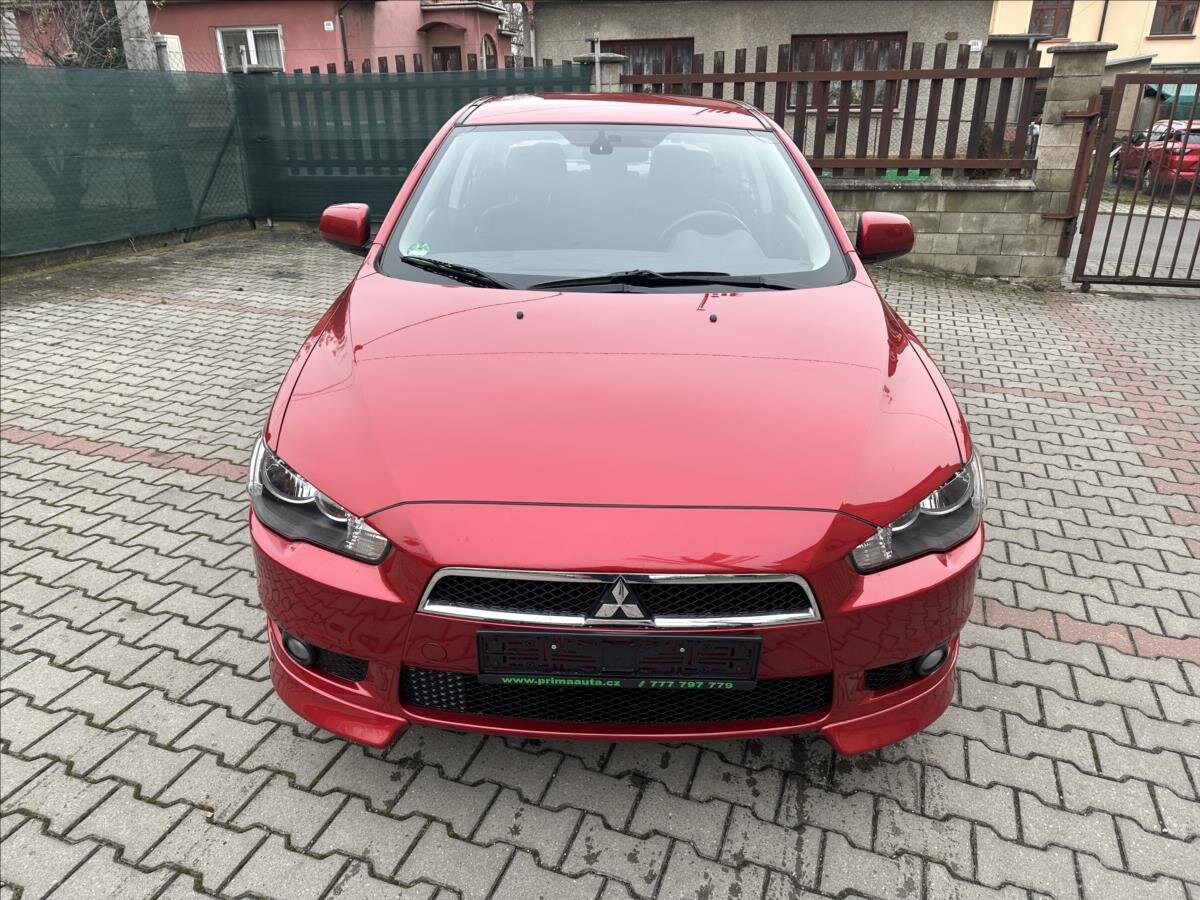 Mitsubishi Lancer Sedan 1,8 l 105 kw