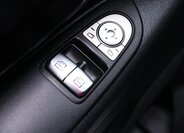 Mercedes-Benz Vito 14