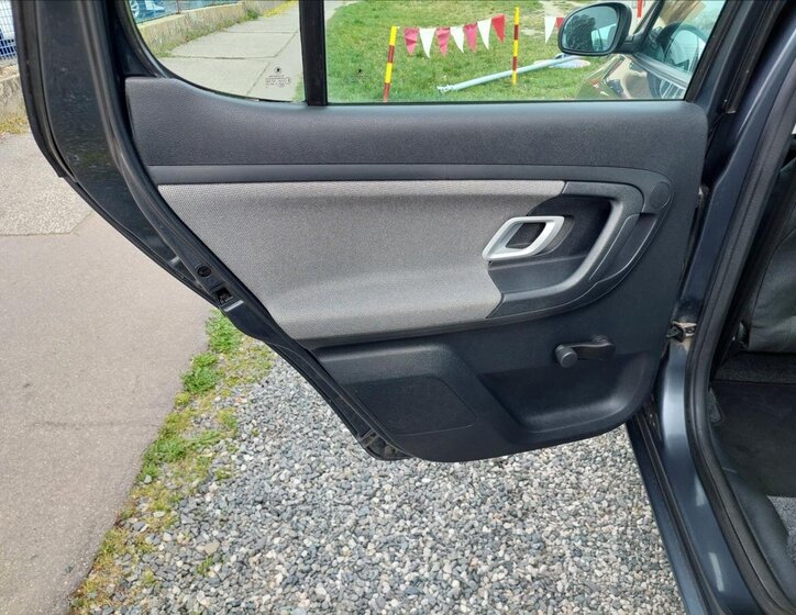 Škoda Fabia Hatchback 1,2 l 44 kw