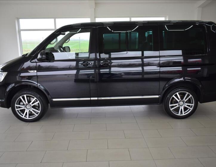 Volkswagen Multivan 5