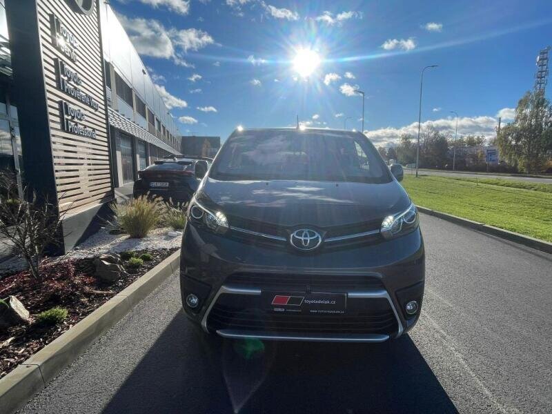 Toyota ProAce Verso MPV 2,0 l 106 kw
