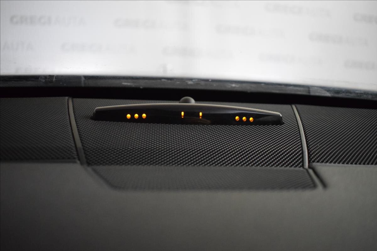 Mercedes-Benz Třídy E Sedan / Limuzína 3,0 l 170 kw