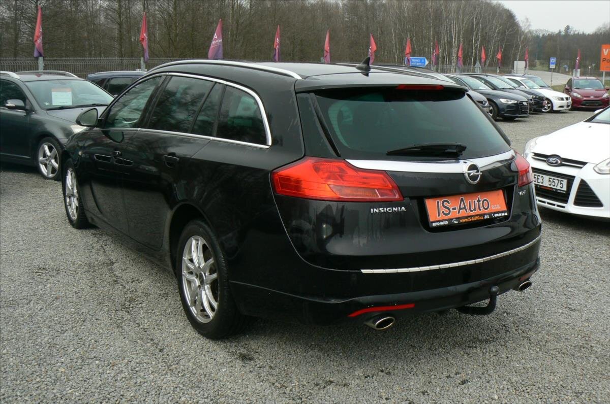 Opel Insignia Kombi 2,8 l 191 kw