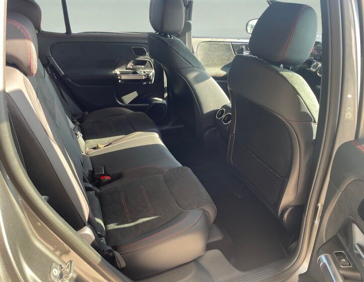 Mercedes-Benz GLB SUV / Terénní 2,0 l 110 kw