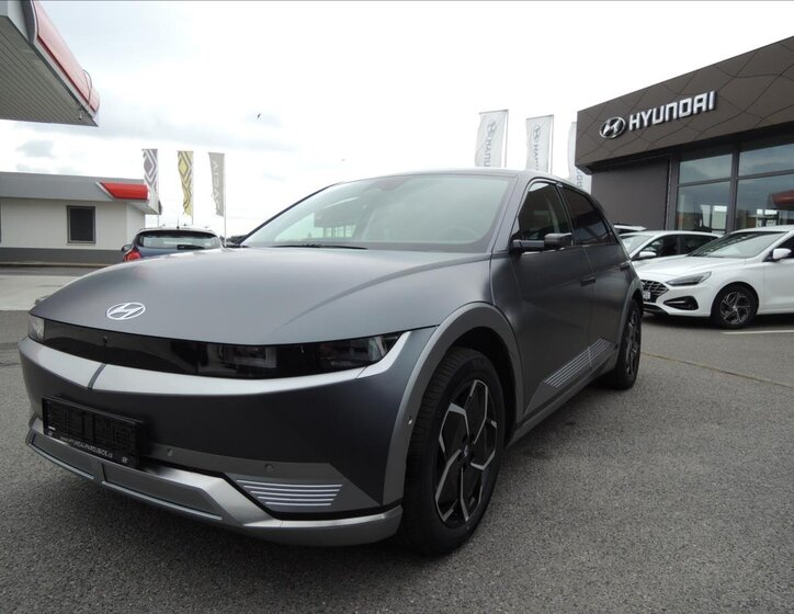 Hyundai Ioniq 5 SUV / Terénní 1,0 239 kw