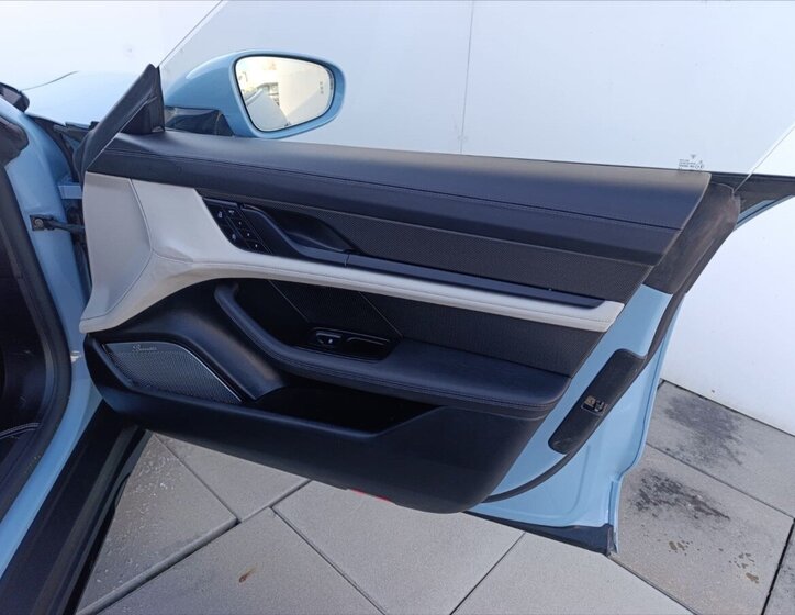 Porsche Taycan Kombi 0,0 560 kw