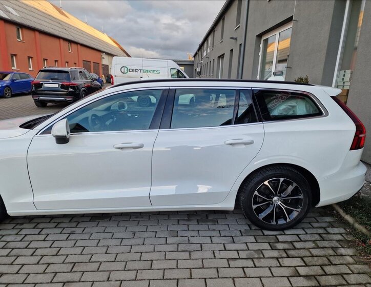 Volvo V60 Kombi 2,0 l 145 kw