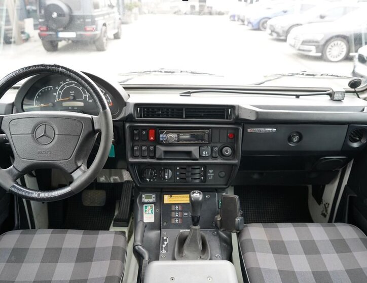 Mercedes-Benz Třídy G 13
