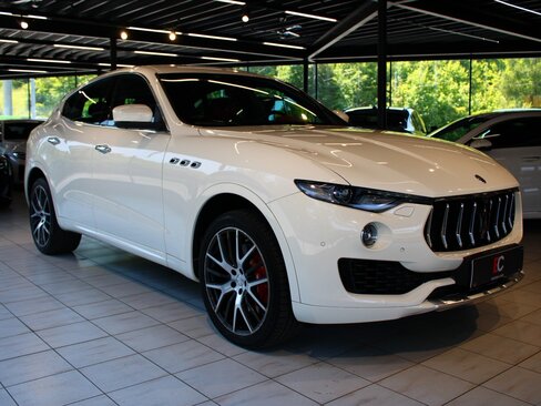 Maserati Levante SUV / Terénní 3,0 l 316 kw