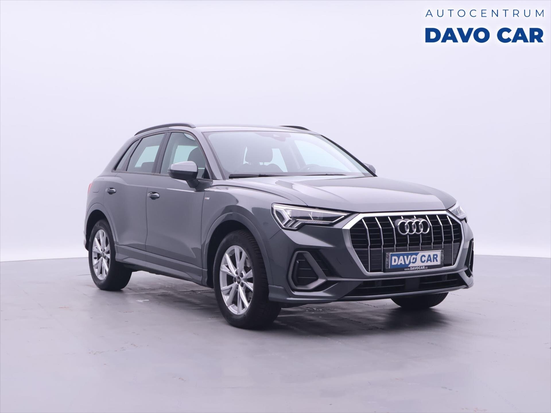Audi Q3 SUV / Terénní 1,5 l 110 kw