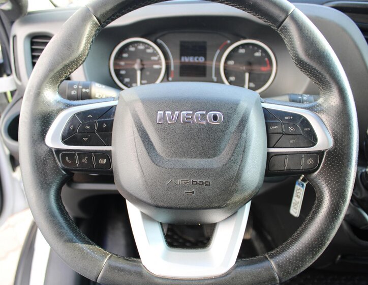 Iveco Daily 12