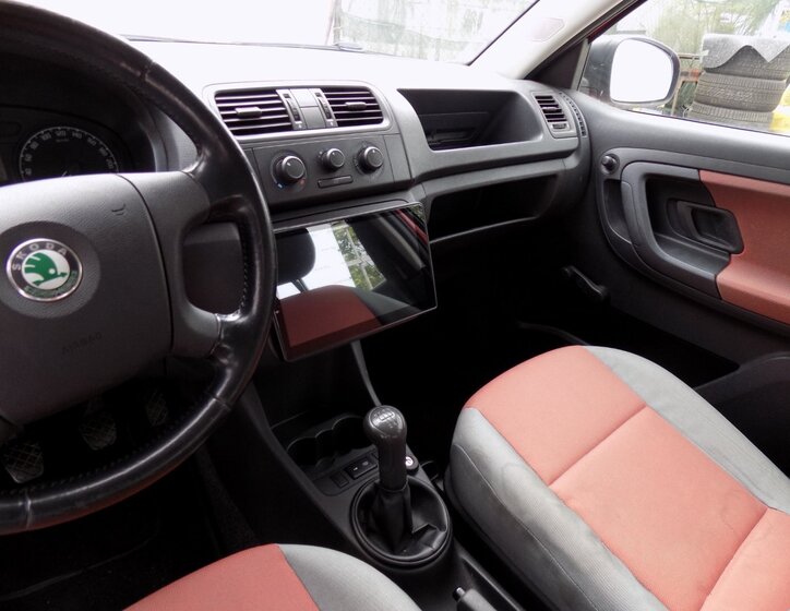 Škoda Fabia Hatchback 1,2 l 44 kw
