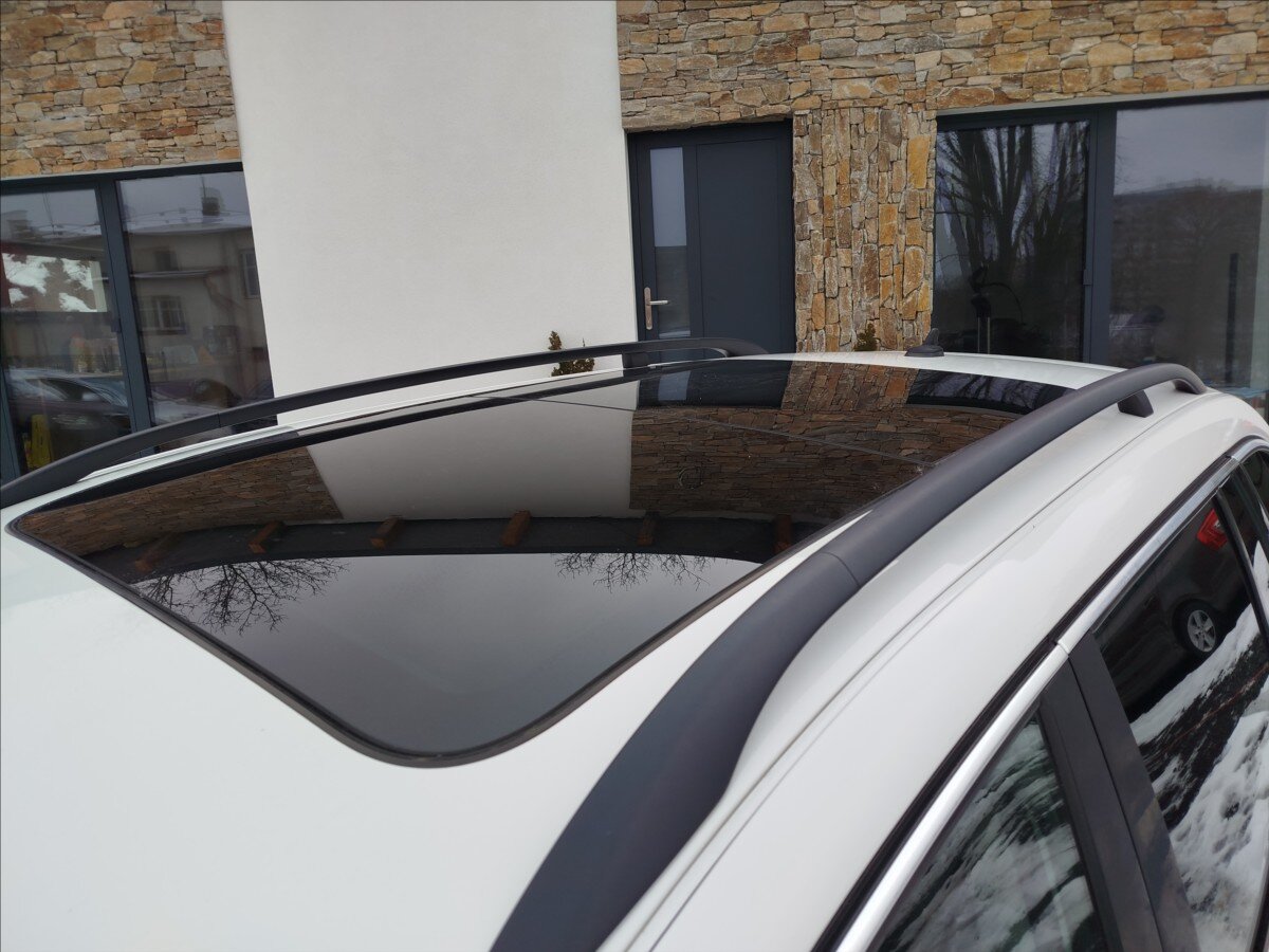 Škoda Superb Kombi 2,0 l 103 kw