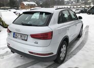 Audi Q3 9