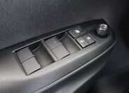 Toyota Yaris Cross 23