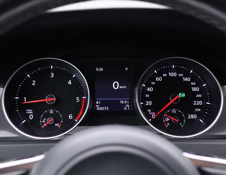 Volkswagen Golf Kombi 2,0 l 135 kw