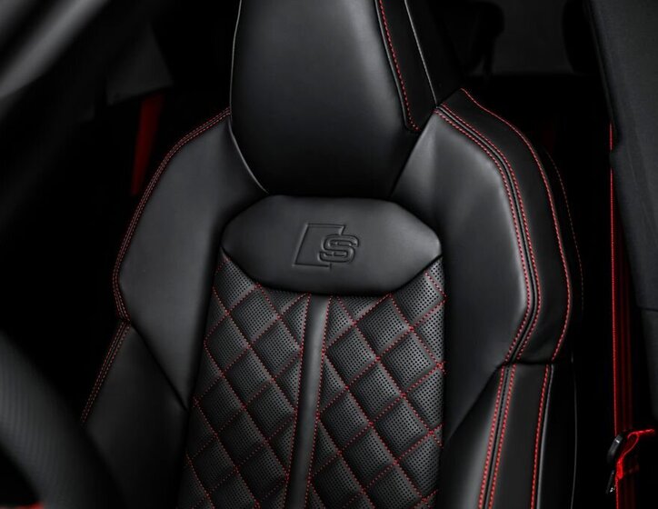 Audi Q8 SUV / Terénní 3,0 l 210 kw