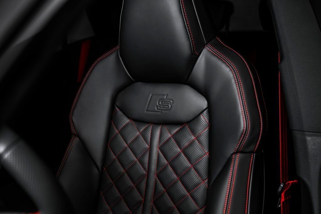 Audi Q8 SUV / Terénní 3,0 l 210 kw