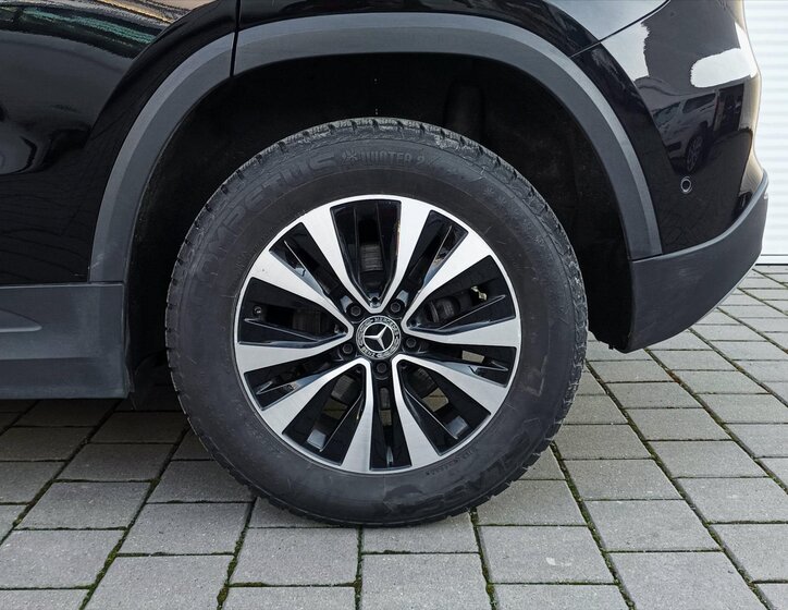 Mercedes-Benz GLA 15