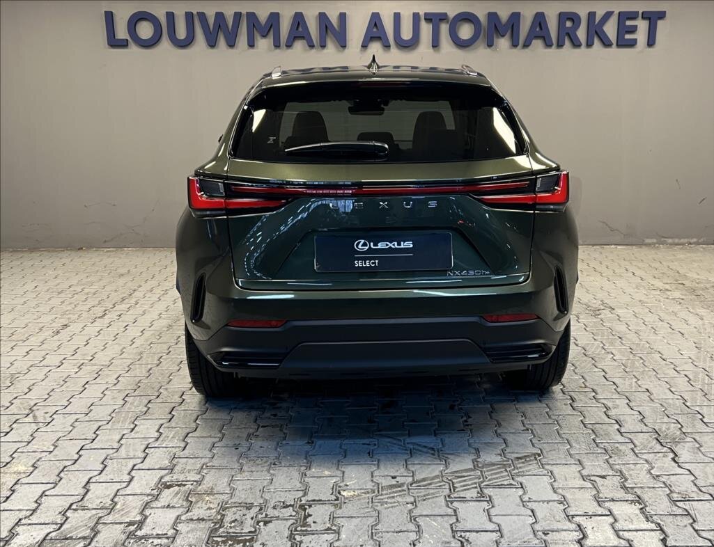 Lexus NX 450h plus SUV / Terénní 2,5 l 227 kw