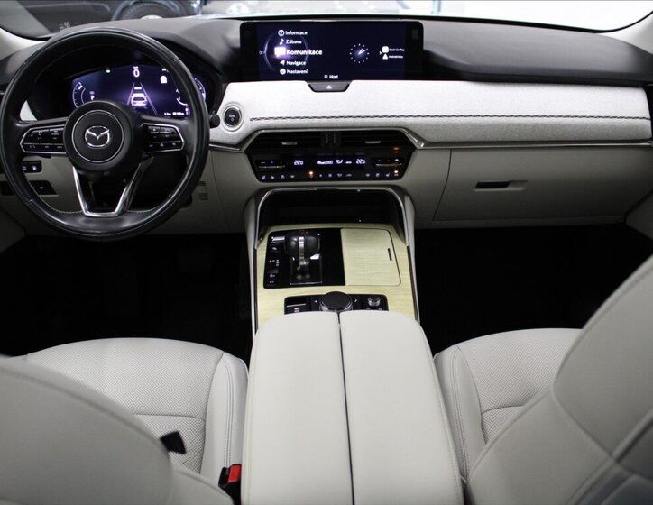 Mazda CX-60 8
