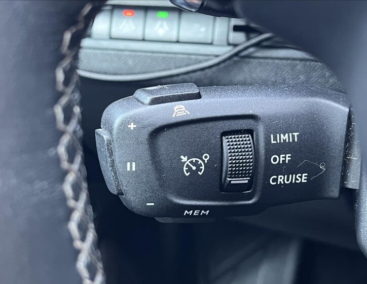 Peugeot 5008 SUV / Terénní 1,2 l 96 kw