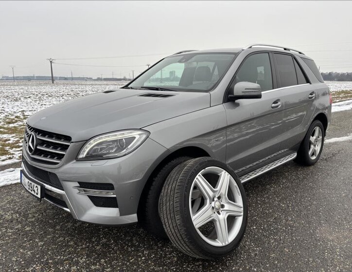 Mercedes-Benz Třídy M SUV / Terénní 3,0 l 190 kw