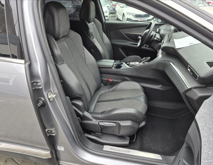 Peugeot 5008 MPV 1,6 l 133 kw