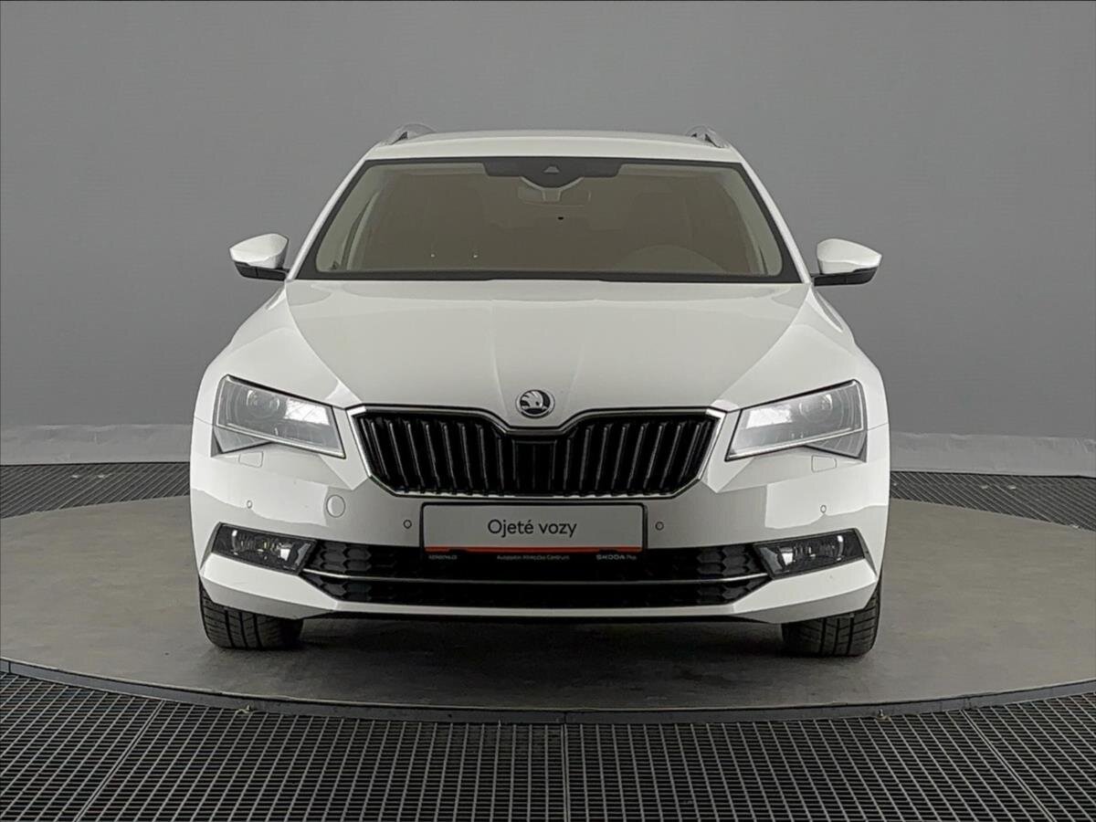 Škoda Superb Kombi 2,0 l 140 kw