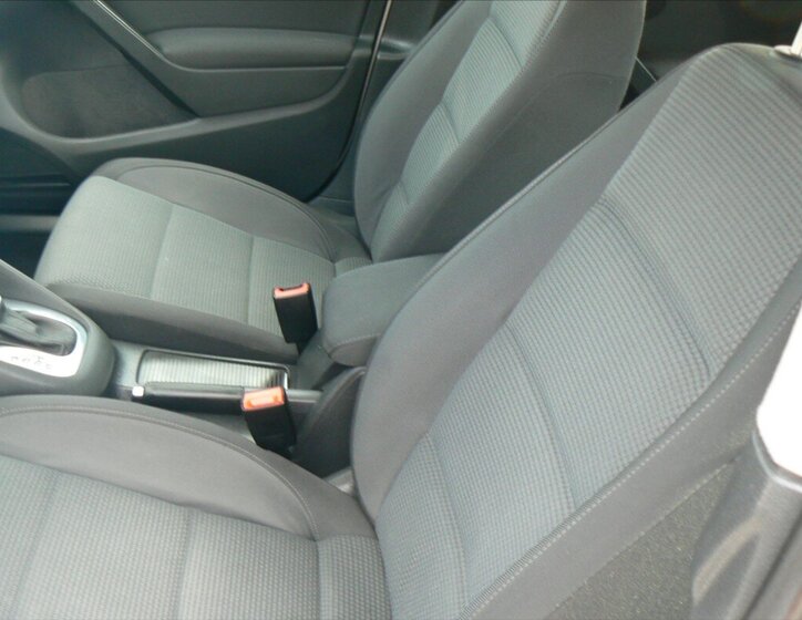 Volkswagen Golf Hatchback 1,4 l 90 kw