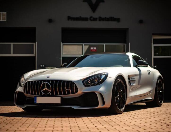 Mercedes-Benz AMG GT 1