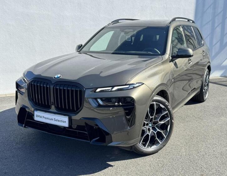 BMW X7 1