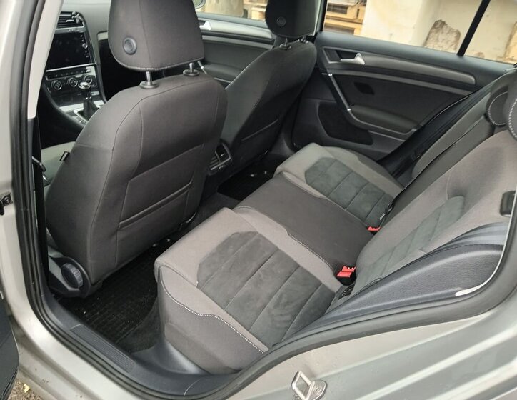 Volkswagen Golf Kombi 1,5 l 110 kw