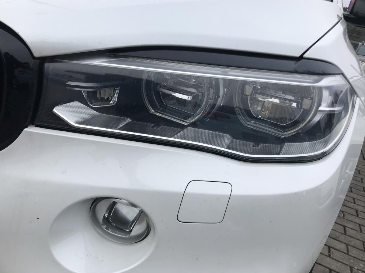 BMW X6 Sedan 3,0 l 190 kw