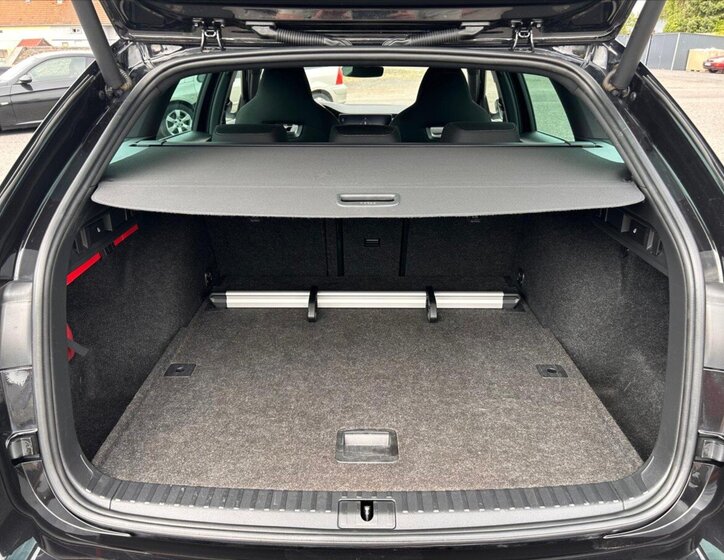 Škoda Octavia Kombi 2,0 l 85 kw