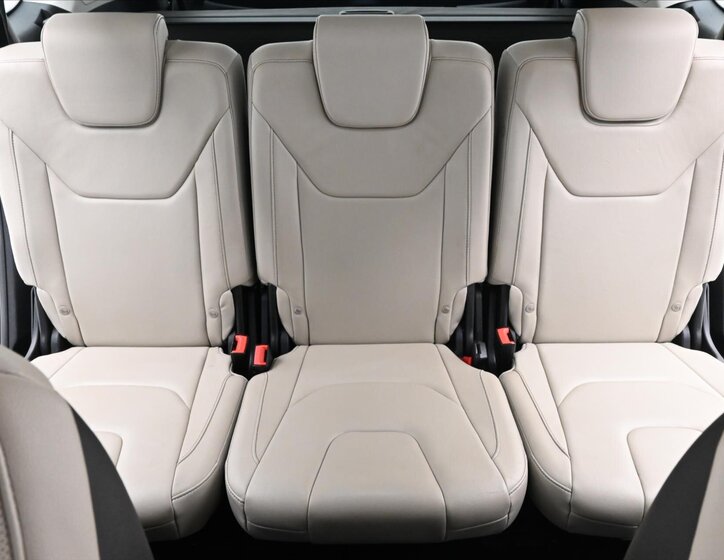 Ford S-MAX MPV 2,0 l 140 kw