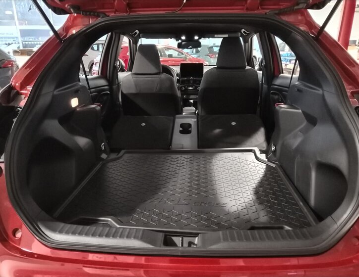 Toyota Yaris Cross SUV 1,5 l 85 kw