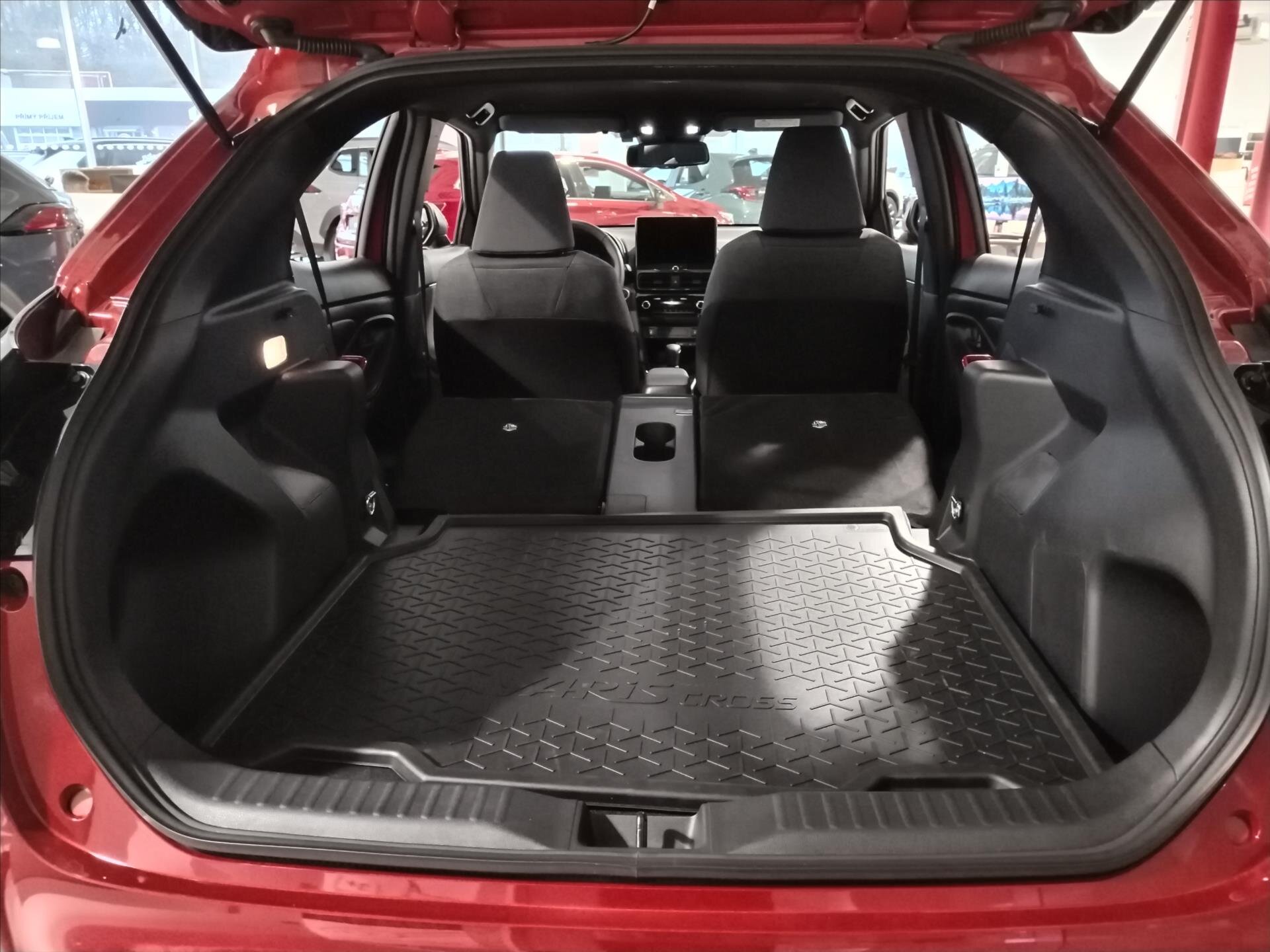 Toyota Yaris Cross SUV 1,5 l 85 kw