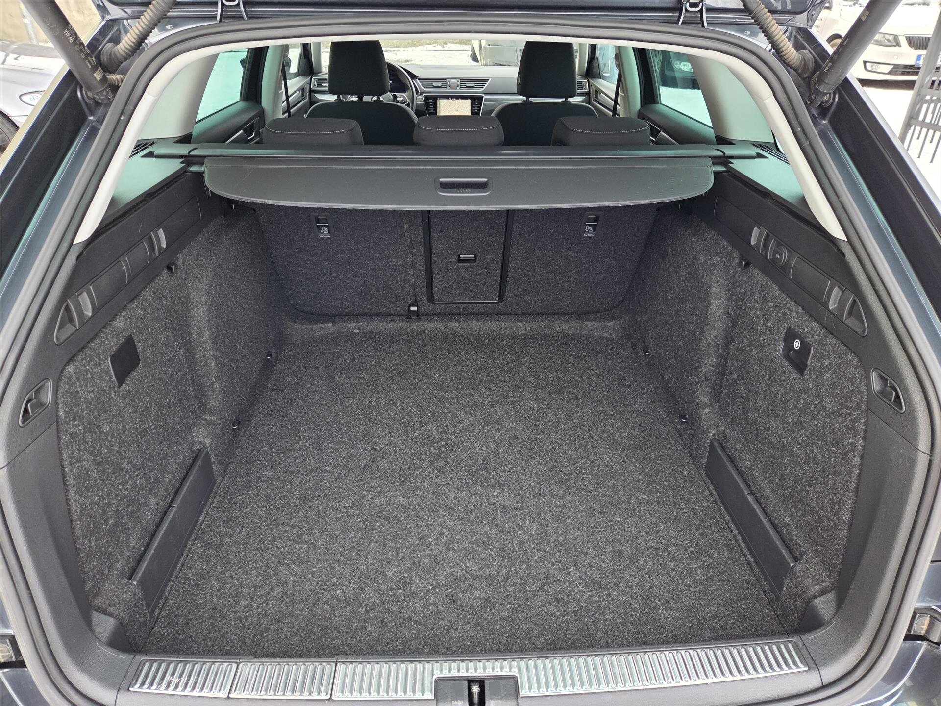 Škoda Superb Kombi 2,0 l 110 kw