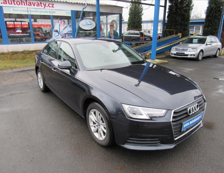 Audi A4 Sedan / Limuzína 2,0 l 110 kw
