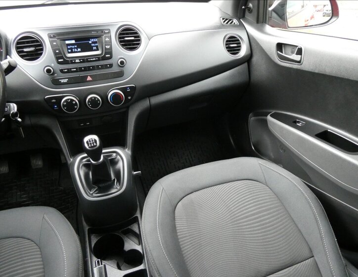 Hyundai i10 Hatchback 998,0 49 kw