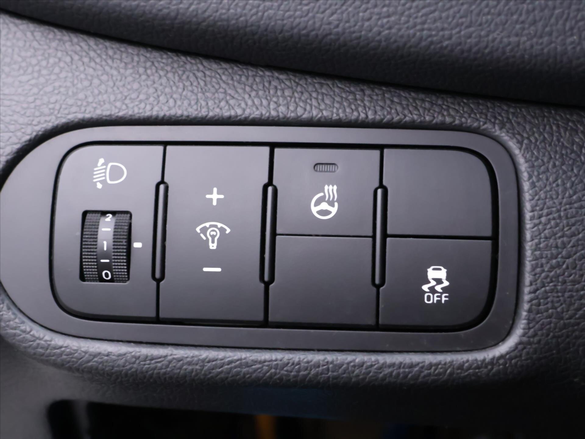 KIA Carens MPV 1,7 l 85 kw