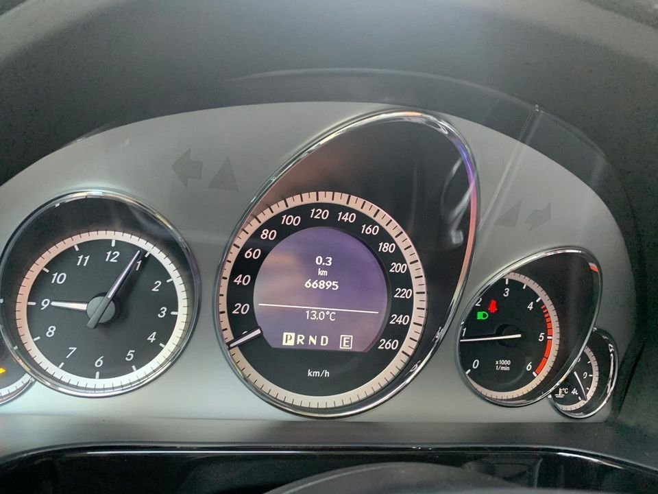 Mercedes-Benz Třídy E Sedan 2,2 l 120 kw