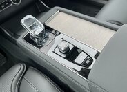 Volvo XC90 SUV 2,0 l 335 kw