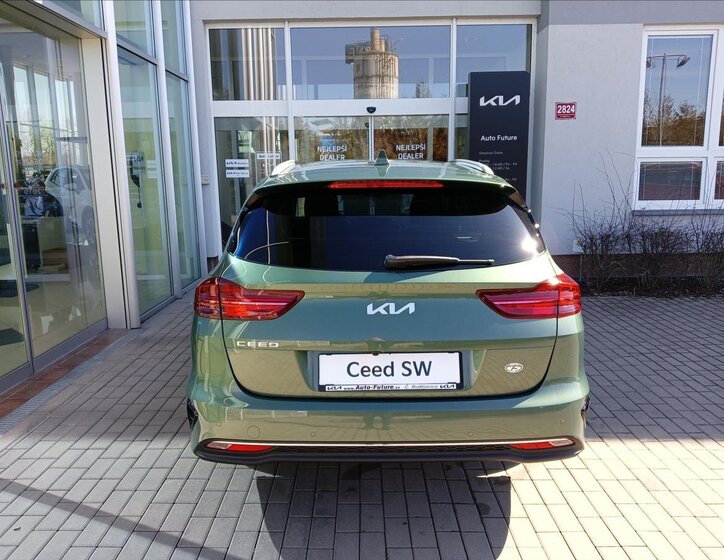 KIA Ceed 4